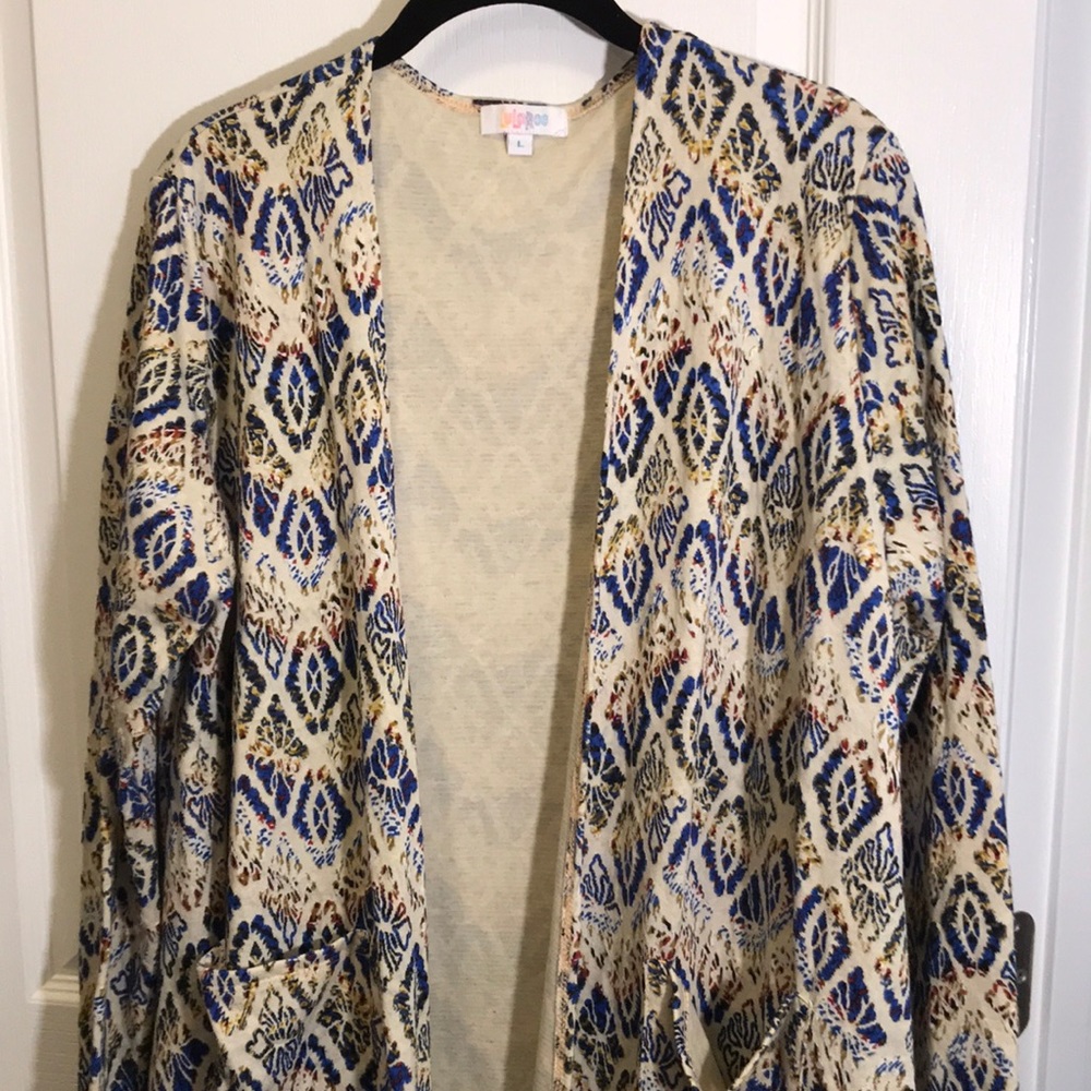 LuLaRoe Sarah Cardigan - amazing pattern size L